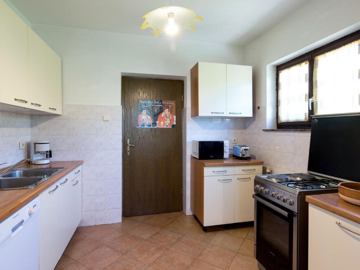 Apartment Luka - Lov218 By Interhome Lovran Εξωτερικό φωτογραφία